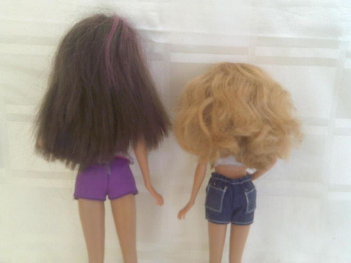 Stacey and Skipper dolls B