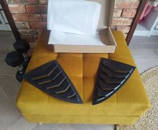 Tesla Model 3 rear side window fin covers