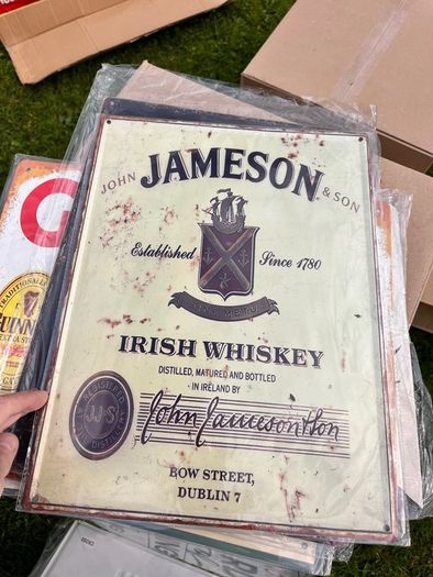 metal signs