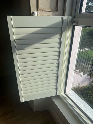 Plantation Window Shutters  Excellent Condition
