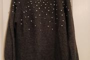 F&amp; F jumper