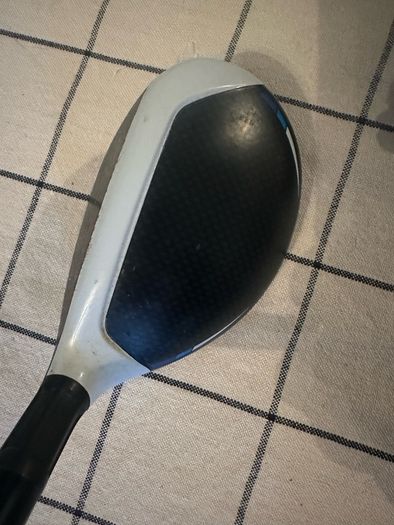 Taylormade Sim 2 max 5 hybrid