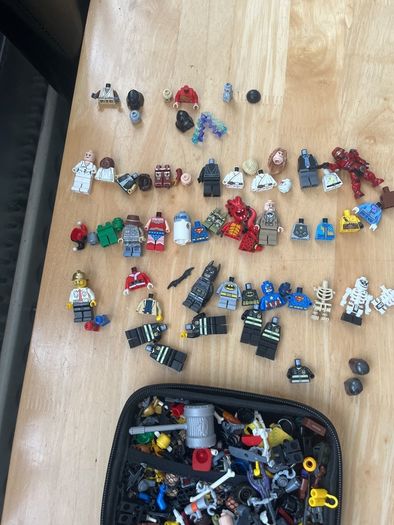 Large genuine LEGO minifigure and accessory job lot