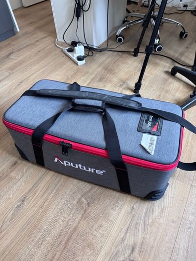 Aputure LS C300d II LED Video Light | Complete Kit | Mint Condition