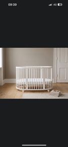 Stokke sleepi v2 cot