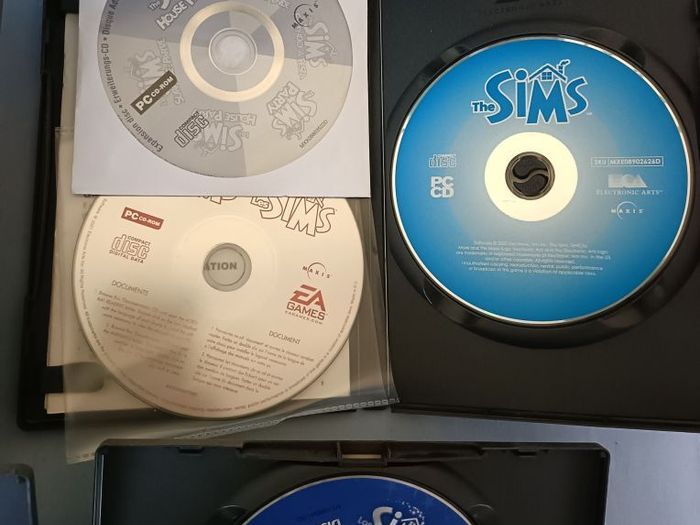 The Sims PC bundle