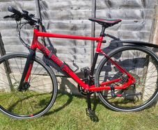 Boardman Hybrid 8.6 bike as NEW with extras