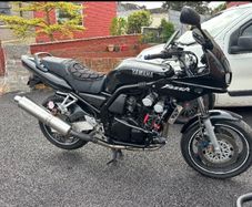 2000 Yamaha fzs 600 fazer