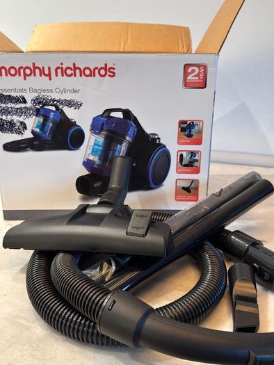 Morphy Richards 700w Bagless Vacuum Cleaner