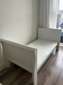 toddler bed
