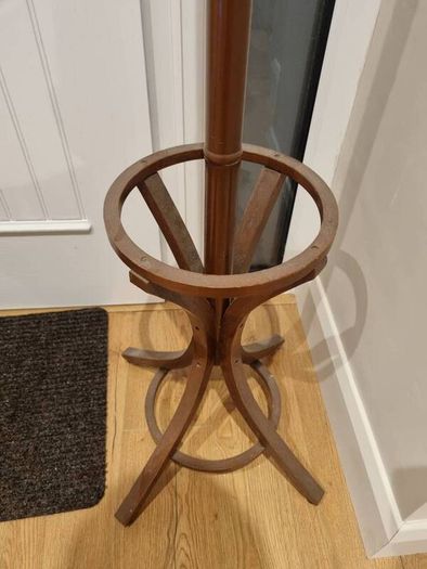 coat / hat stand