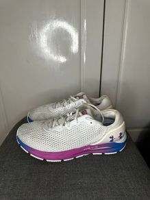 Under armour hour sonic 4