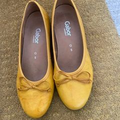 Gabor flats wide fit
