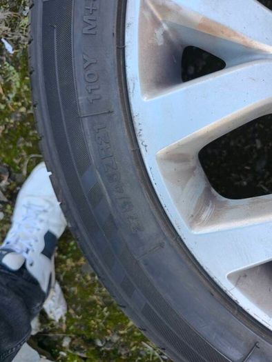 2x 21" Genuine LandRover Alloys 5x120