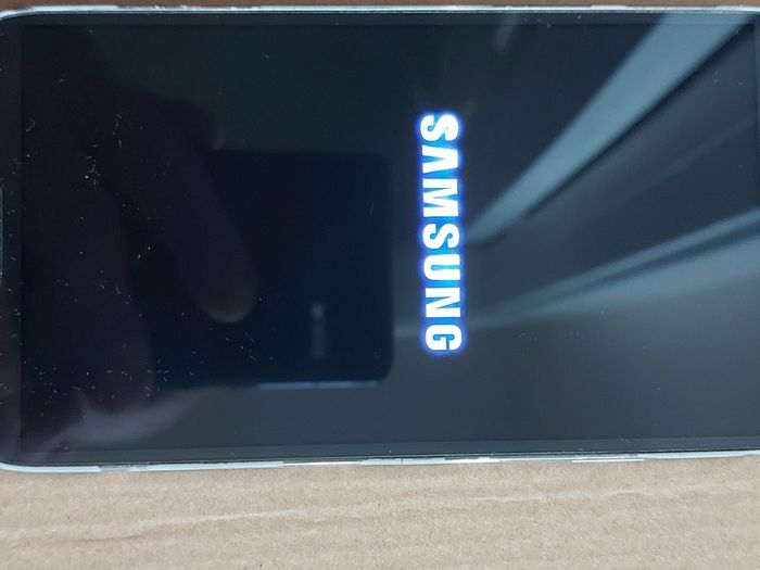 Samsung Galaxy S4, Model GT-19406, 16GB, working great and in excellent condition