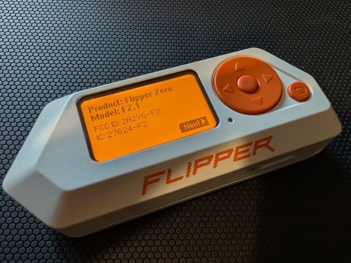 Flipper Zero + DEV Board + Case + SD card 32gb