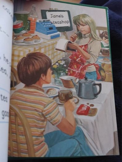 Ladybird ; 97 (143)