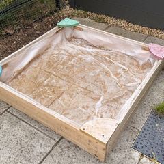 Kids sandpit
