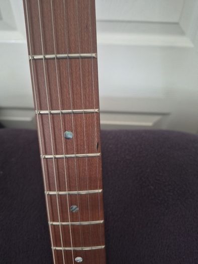 Aria 615-MK2 Nashville, Ruby Red