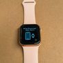 Apple Watch SE GPS - 40mm Gold Aluminium Case with Pink Sand Sport Band, Little Use/ Excellent Image 3