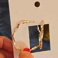 Gold earrings from H&M.