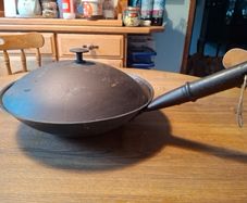 Netherton Foundry spun iron 13" wok with lid