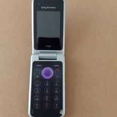 Sony Ericsson T707 Mobile Flip Phone, Open Network, in excellent like new condition