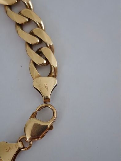 9k ct Gold Cuban Bracelet 32.9 grams