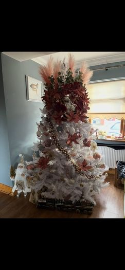 White christmas tree