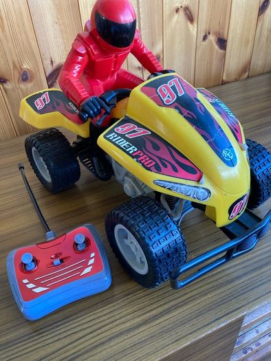 Quad Bike with Control unit. 97 rider pro. & figure.