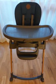 High chair (Maxi Cosi)