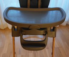 High chair (Maxi Cosi)