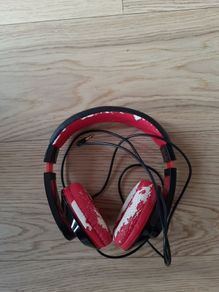 Headphone