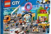Lego City 60233: Donut Shop Opening (2019) 100% Complete W/BOX
