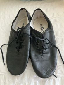 size 13 irish dancing / jazz soft shoes