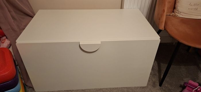 Toy chest