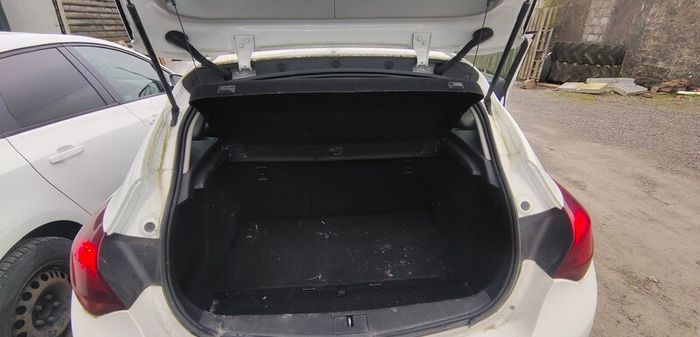 vauxhall opel astra 1.7 cdti 2012