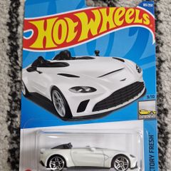 Hot Wheels - Aston Martin V12 Speedster