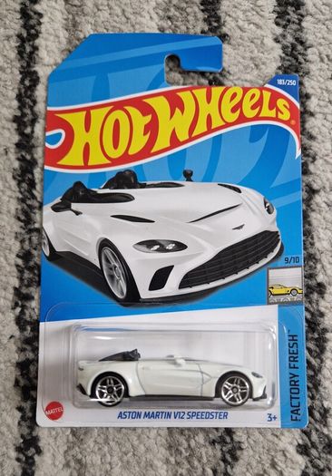 Hot Wheels - Aston Martin V12 Speedster