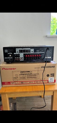 AV receiver
