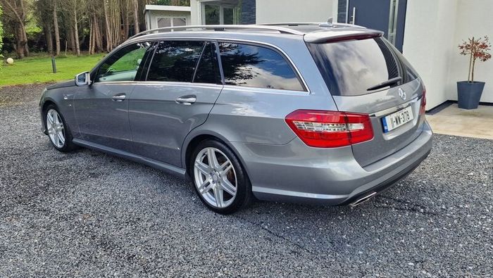 Mercedes-Benz E-Class 2011