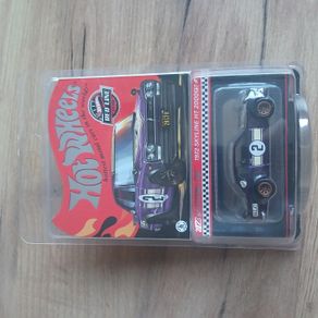 Hot Wheels RLC 1972 Skyline HT 2000 GT-R