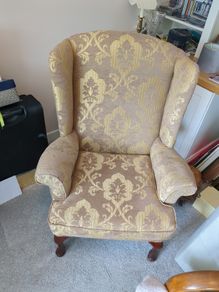 Arrmchair - High back.