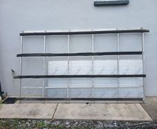 van glass rack