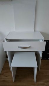 Desk/Dresser