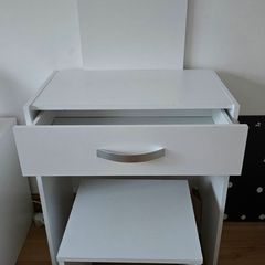 Desk/Dresser
