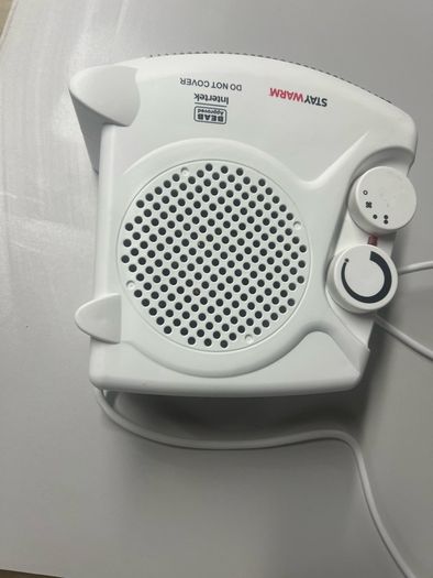 Selling a brand new StayWarm 2000W Fan Heater, completely unused and still in its original box. Perfect for fast and efficient heating.