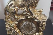 Speck mantel clock Not quartz