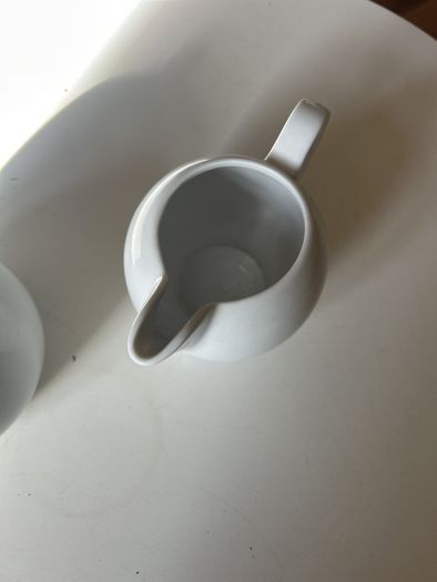 Sugar Bowl & Milk Jug Set