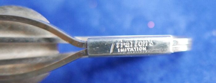 Vintage  Nippy Clip Football Ball Gents Tie Bar Clip